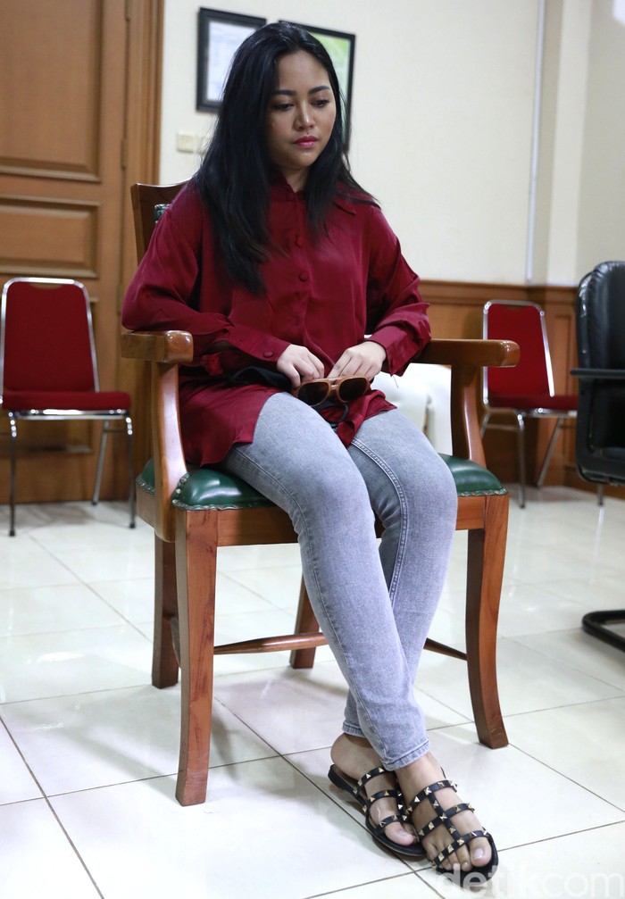 Rachel Venya Selebgram Rachel Venya saat menjalani sidang perceraian di Pengadilan Agama Jakarta Selatan, Jakarta, Selasa, (9/2/2021).
