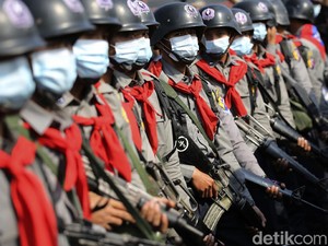 Demo Myanmar Berlanjut, Ribuan Orang Turun ke Jalan Memprotes Kudeta
