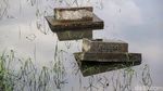 Sejumlah Makam di TPU Tanah Kusir Terendam Banjir