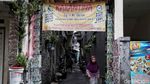 Melihat Kawasan Kampung Zona Merah di Jakarta