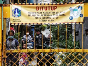 Daftar Zona Merah di Jateng Sampai ABG Nebeng di Roda Pesawat ke Belanda