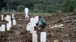 TPU Srengseng Sawah 2 Tampung 1.020 Petak Makam COVID-19