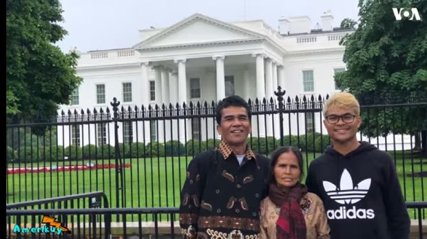Anak Petani Sayuran Ini Lulus S2 di Columbia University