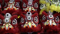 Kendati Filipina menjadi salah satu negara yang paling parah dilanda pandemi di Asia Tenggara, Sicat masih penuh optimis bahwa nantinya tarian naga yang membangkitkan harapan dan genderang akan terdengar lagi.