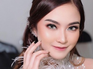 Diduga Pemeran Video Syur 14 Detik, Gabriella Larasati Matikan Kolom Komentar Medsos