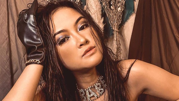 7 Potret Gabriella Larasati, Sosok yang Terseret Video Panas di Media Sosial