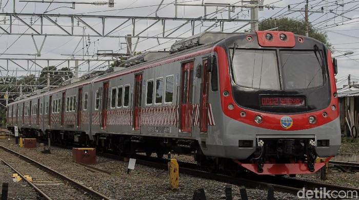 Gantikan KA Prameks, KRL Solo-Yogya Mulai Beroperasi Hari Ini KRL Solo-Yogyakarta mulai beroperasi hari ini. Kereta Rel Listrik itu beroperasi menggantikan KA Prameks yang kini beralih menjadi relasi Yogyakarta - Kutoarjo.