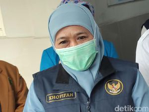 Libur Imlek, Khofifah Imbau Warga di Rumah Saja, ASN Dilarang Keluar Kota