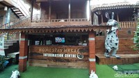 Kalau liburan ke sini, kamu juga bisa mendapat akses untuk foto-foto ke 32 spot fotogenik.