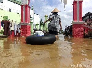 Sudah 2 Pekan Banjir Masih Merendam Pati
