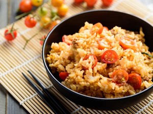 5 Kuliner Legendaris di Kawasan Vihara Hok Tek Bio