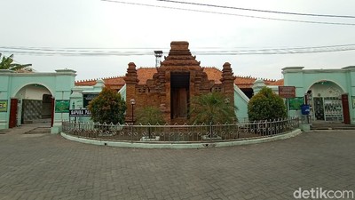 Foto: Gapura Bersejarah Peninggalan Arya Penangsang, Murid Sunan Kudus