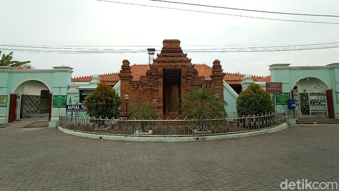 Masjid Wali di Kudus, Jawa Tengah