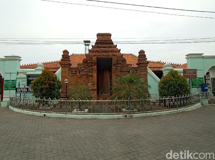 Foto: Gapura Bersejarah Peninggalan Arya Penangsang, Murid Sunan Kudus