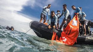 Melihat Lagi Misi Pencarian Pesawat SJ182 oleh Pasukan Katak