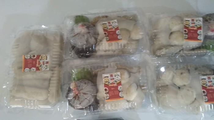 Penjual Ini Rutin Kirim Pempek ke RS, Alasannya Bikin Nakes Ini Terharu