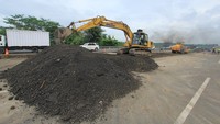 Kementerian Pekerjaan Umum dan Perumahan Rakyat (PUPR) dan Astra Tol Cipali akan melakukan percepatan penanganan amblesnya jalan di ruas tol Cipali KM 122 dengan membuat lajur sementara sepanjang 200 meter.