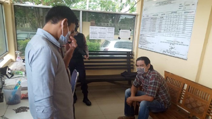 Polisi tangkap pria di Babel bawa sajam ke Mapolda (dok. Istimewa)