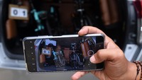 Rekonstruksi kasus suap dana Bansos itu pun digelar secara terbuka dan diliput oleh media.