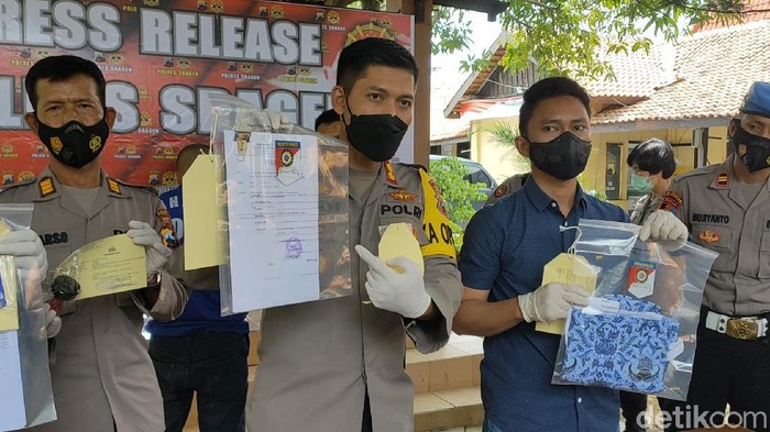 Rilis kasus penipuan dan penggelapan iming-iming pekerjaan di RSUD Sragen di Polres Sragen, Rabu (10/2/2021)