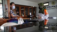 Sidak tersebut digelar dalam rangka meninjau protokol kesehatan di lingkungan perkantoran dan industri yang merupakan bagian dari penerapan Pemberlakuan Pembatasan Kegiatan Masyarakat (PPKM) skala mikro.