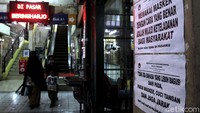 Lesunya aktivitas ekonomi di pasar tradisional tersebut salah satunya akibat penerapan Pemberlakuan Pembatasan Kegiatan Masyarakat atau PPKM Mikro.