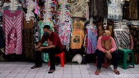 Dalam Inmendagri 3/2021, PPKM Mikro berasal dari PPKM yang berbasis mikro. Pembatasan dilakukan hingga tingkat RT dan RW yang berpotensi menimbulkan penularan COVID-19.