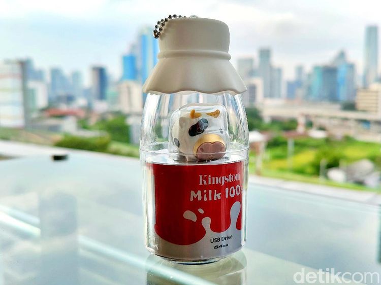 Gemes! USB Flash Drive Kingstone Bentuk Sapi Harga Rp 390 Ribu