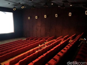 3 Fakta Aturan-Tata Cara Nonton Bioskop di DKI Selama PPKM