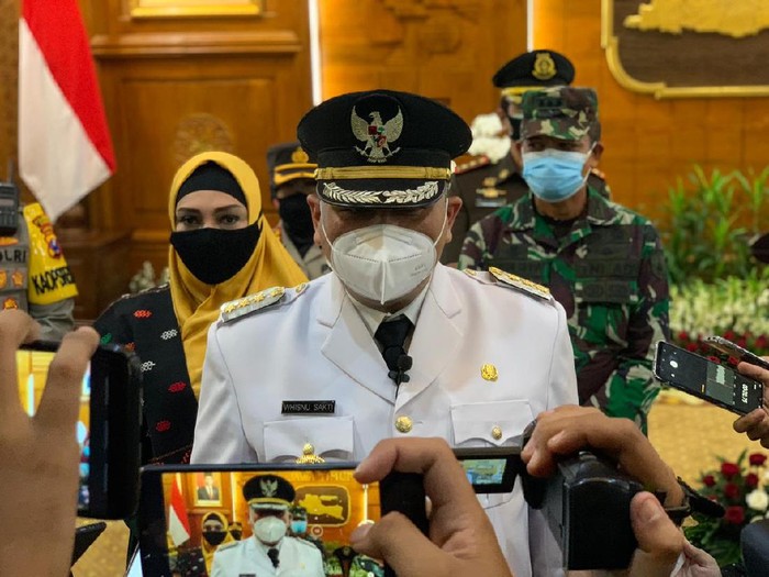 Dilantik Sebagai Wali Kota Surabaya, Whisnu Tegaskan Tidak Bisa Rotasi OPD