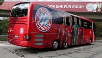 Klub Bayern Munchen juga memiliki bus dengan fasilitas mewah di dalamnya. Munchen bekerja sama dengan produsen MAN untuk membuat bus bagi tim sejak Oktober 2018. Alexander Hassenstein / Getty Images