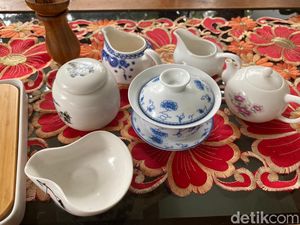 Video: Sensasi Minum Teh dengan Penyajian Gong Fu Cha di Glodok