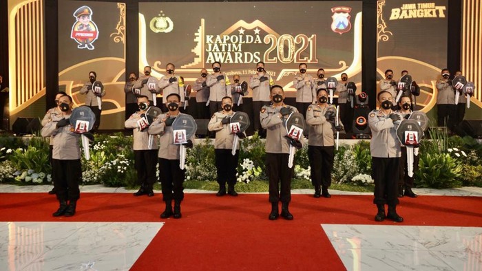 kapolda jatim award