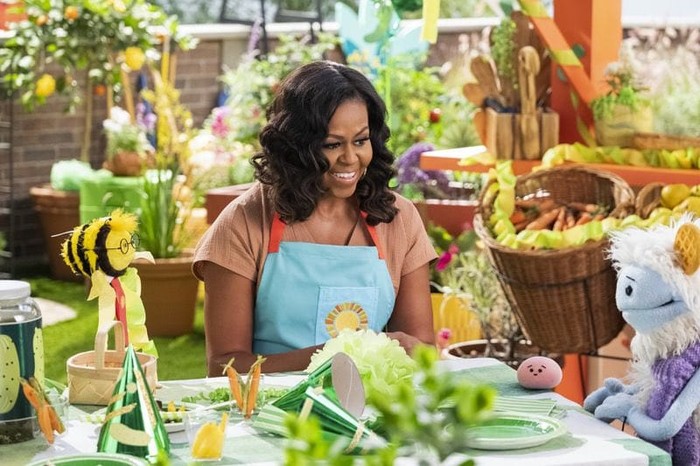 Michelle Obama Akan Rilis Serial Memasak Anak-Anak Bersama Netflix
