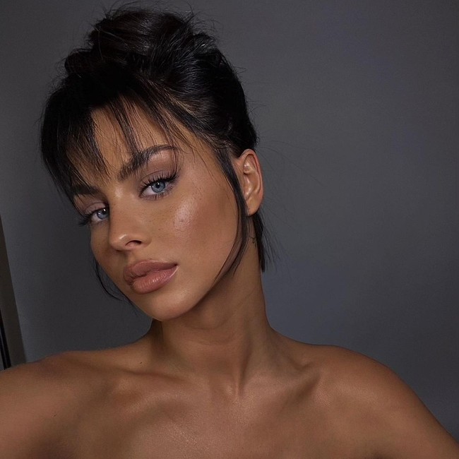 Kasia Lenhardt meninggal pada usia 25 tahun. Menurut laporan kepolisian Berlin, seperti dikutip Bild, tak ada indikasi kekerasan yang dilakukan orang lain. (Foto: Instagram/@kasia_lenhardt)