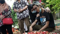Yuri OM PMR meninggal usai 2020 lalu OM PMR kehilangan salah satu personel mereka yaitu Budi Padukone. (Foto: Palevi/detikcom) 