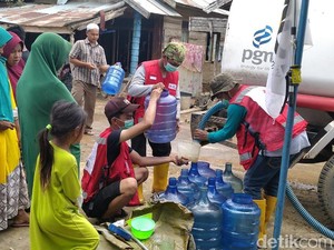 161 Desa di Hulu Sungai Tengah Kalsel Masih Banjir, Warga Krisis Air Bersih
