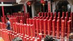 Ratusan Lilin Siap Sambut Imlek di Vihara Dharma Ramsi