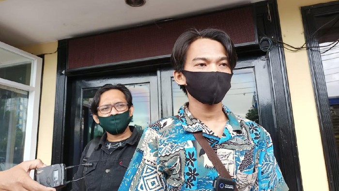 Seorang pria laporkan video syur mirip artis karena merasa resah