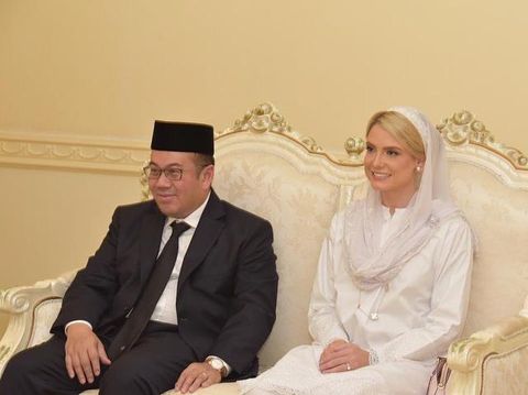 Sofie Louise Johansson dan Putra Mahkota Kelantan Sofie Louise Johansson dan Putra Mahkota Kelantan