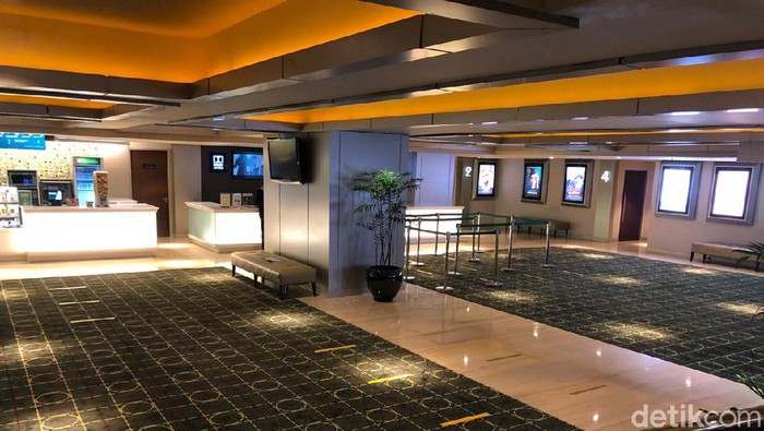 Suasana Bioskop Jelang Long Weekend