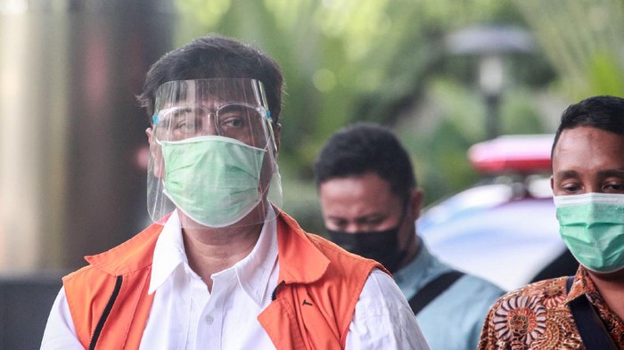 Tersangka korupsi kasus ekspor benih lobster, Suharjito tiba Gedung KPK, Jakarta, Kamis (11/2/2021).