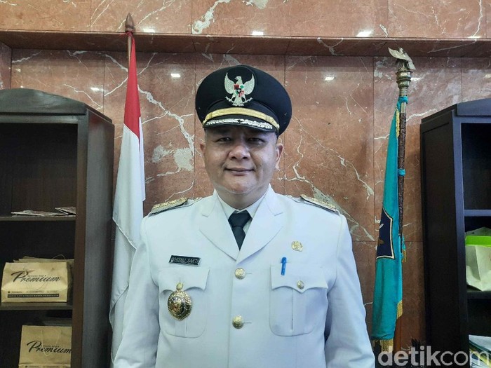 wali kota surabaya whisnu sakti buana