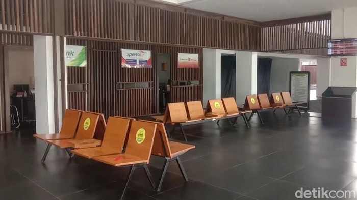 Bandara Banyuwangi kembali ditutup sementara seiring dampak abu vulkanik erupsi Gunung Raung.
