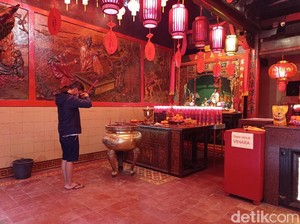 Suasana Berbeda Imlek di Vihara Dhanagun Bogor Saat Pandemi COVID-19