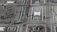 Gereja ini panjangnya 157 meter dan total 40.000 orang dapat ditampung di dalamnya dengan nyaman.     
