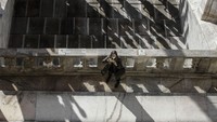 Selain berfoto di bawah di depan katedral ini, pengunjung juga bisa berfoto dengan naik di bagian atas katedral.   