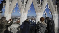 Katedral ini sangat megah dan luar biasa serta artistik.    