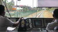 Dibangun sekitar 1890-an, Stasiun Pulau Aie merupakan stasiun dan jalur kereta api pertama yang dibangun Belanda di ranah Minang.