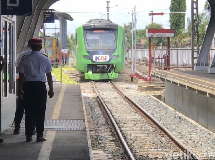 Rupa Kereta Api-Stasiun Pulau Aie yang Mati Suri Selama 44 Tahun